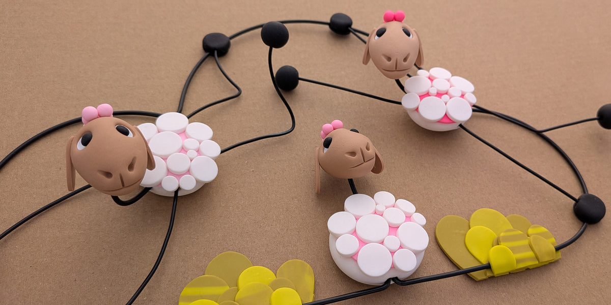 Bernadin et sa bande, petits moutons décoratifs faits main